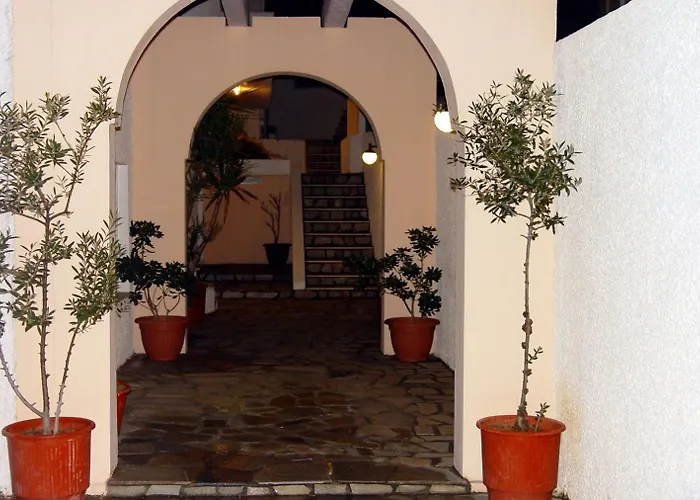Doreen Suites
